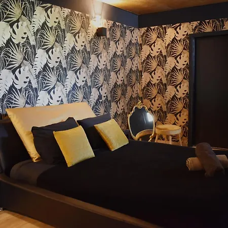 La De Monsieur Albert Bed & Breakfast *