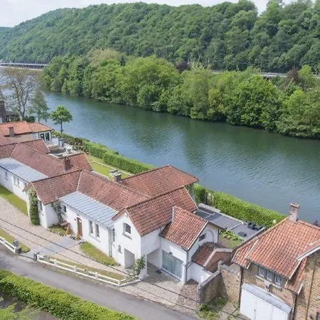 Bed & Breakfast La De Monsieur Albert Profondeville